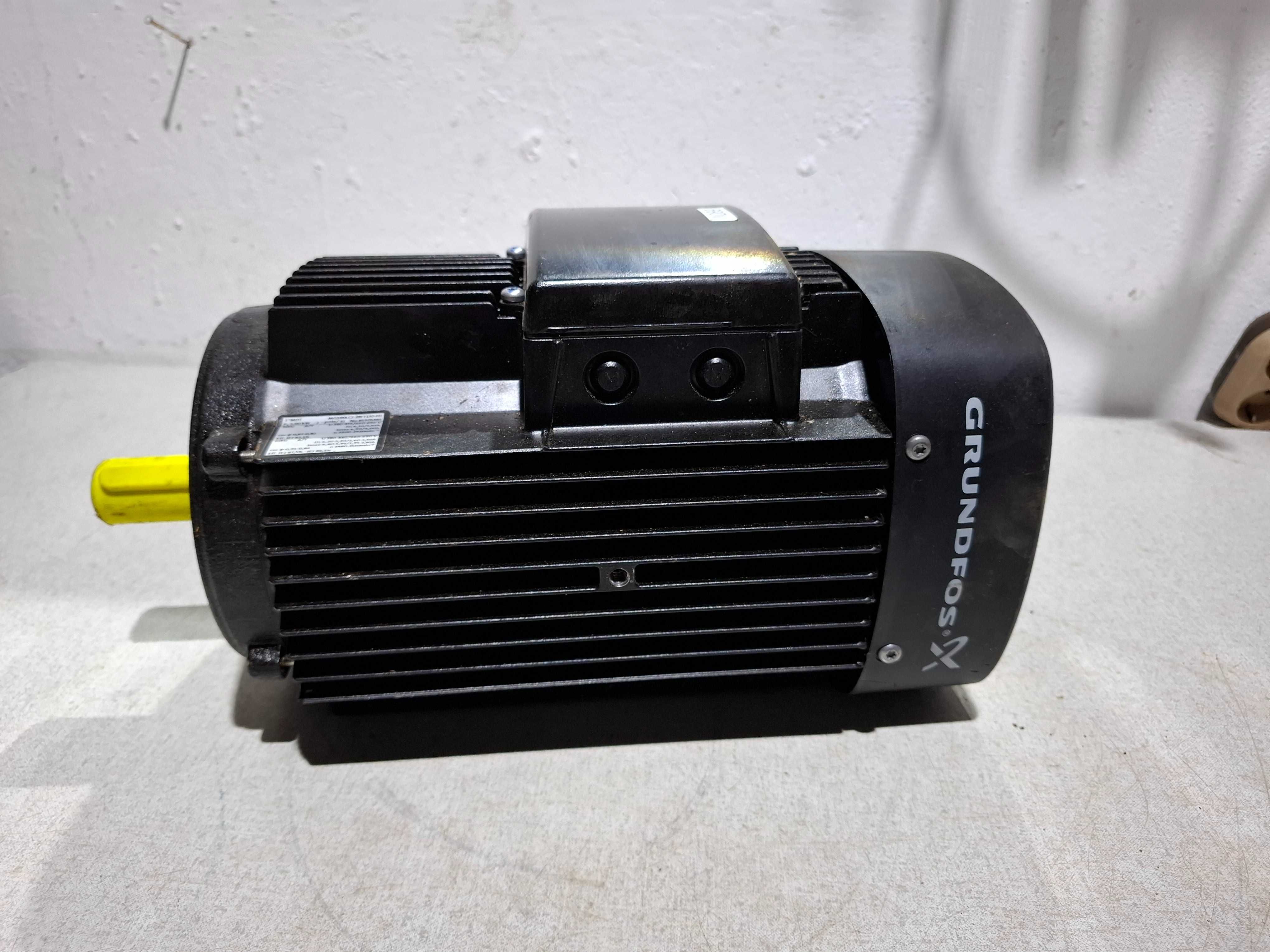 Silnik Elektryczny do Pompy Grundfos 3kw Max 3530obr