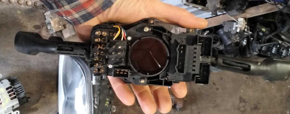 manetka z tempomatem przełącznik Audi A4 B5 4D0953.513E