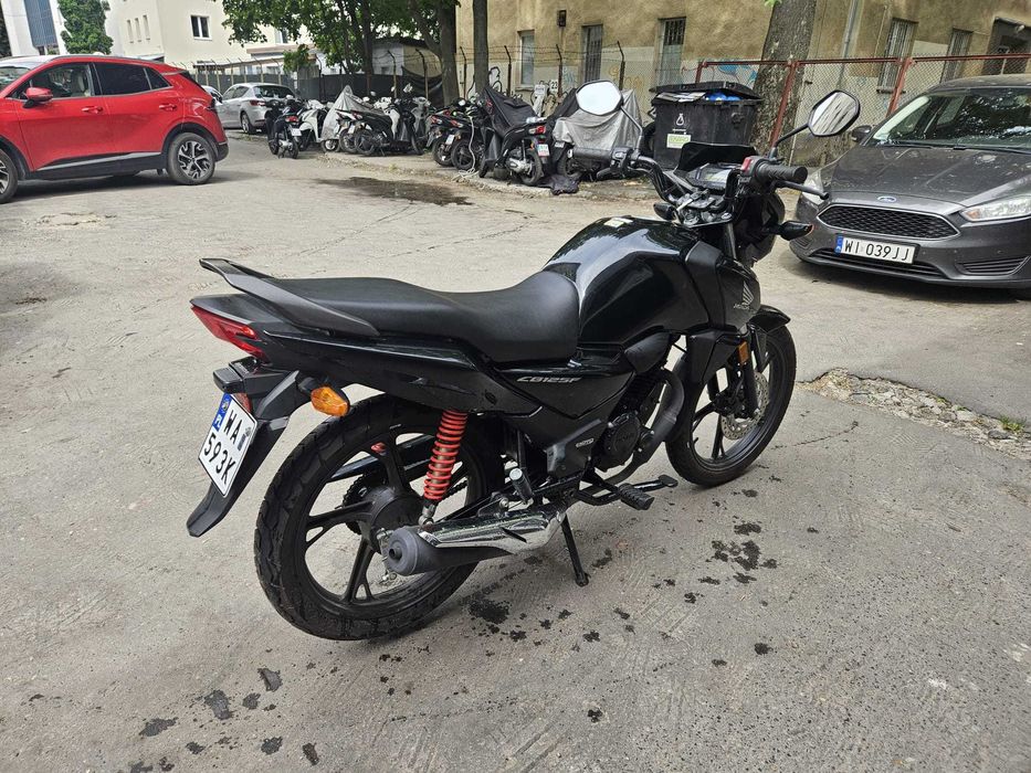 Honda CB125F, CBF125, rocznik 2024, kat. B 125cc
