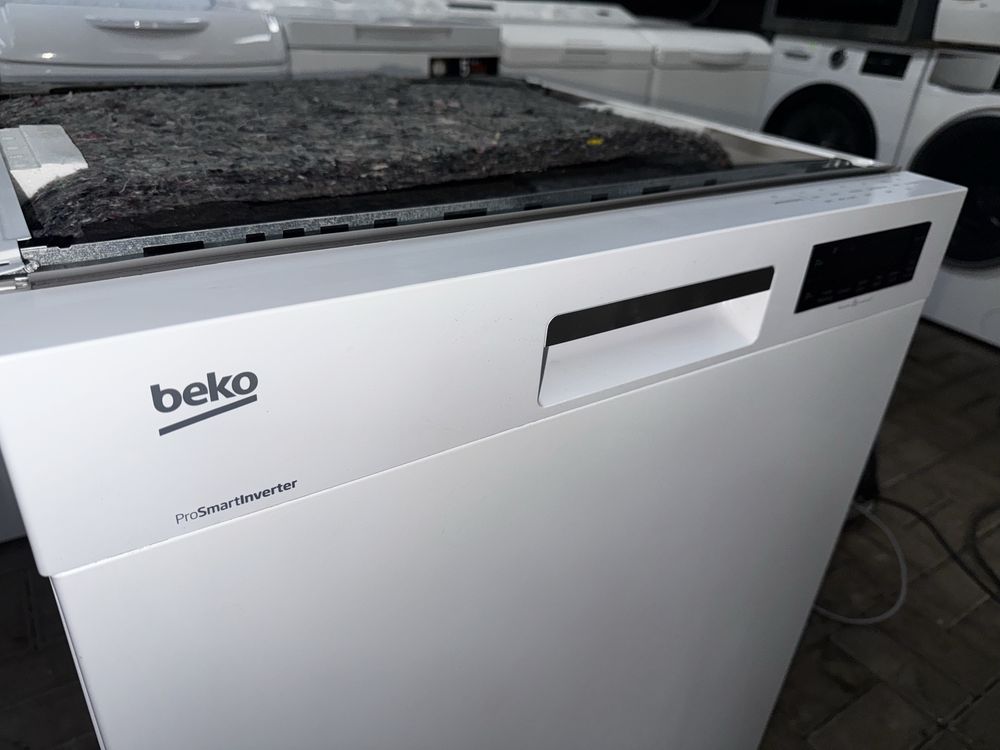 Zmywarka  Beko model Dfn2642ow  ProSmartinverter A+++ 60 cm szer