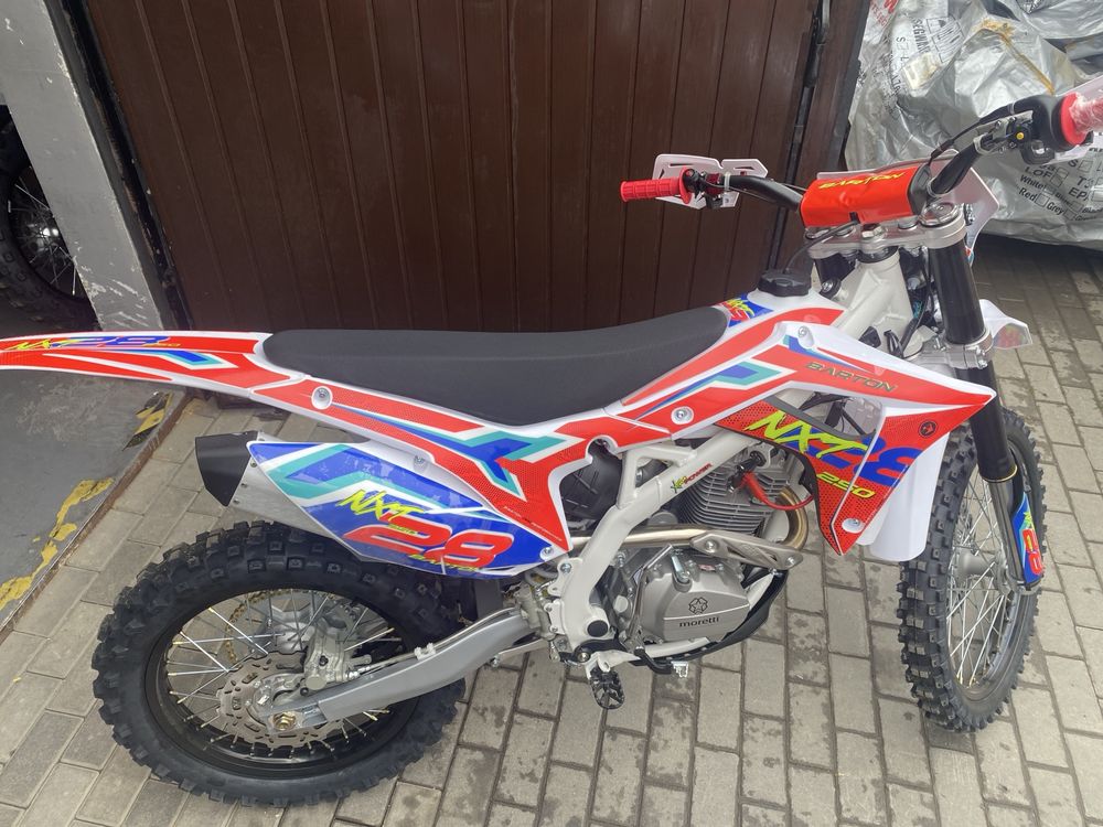 Barton NXT 250  SALON 2k25