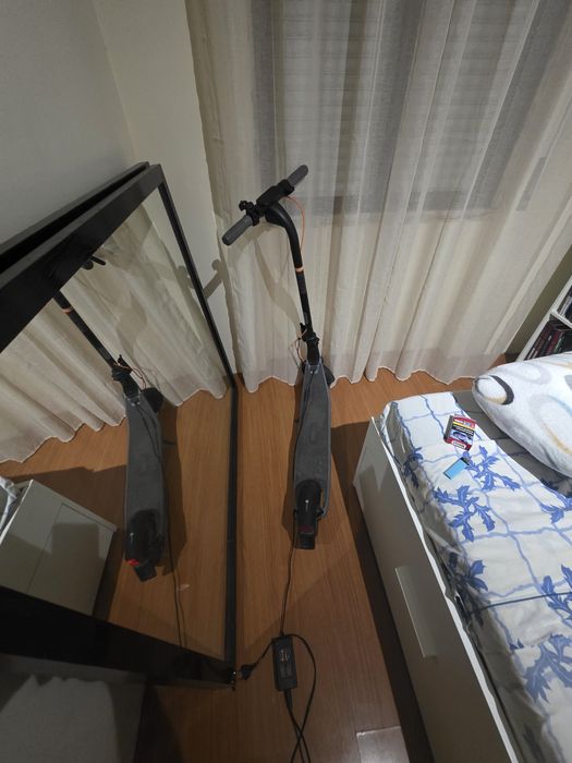 Trotinete nineboot com carregador