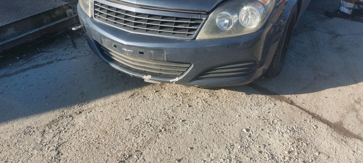 Zderzak przedni opel Astra h gtc