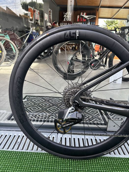 Cannondale supersix Evo 2023 sram red