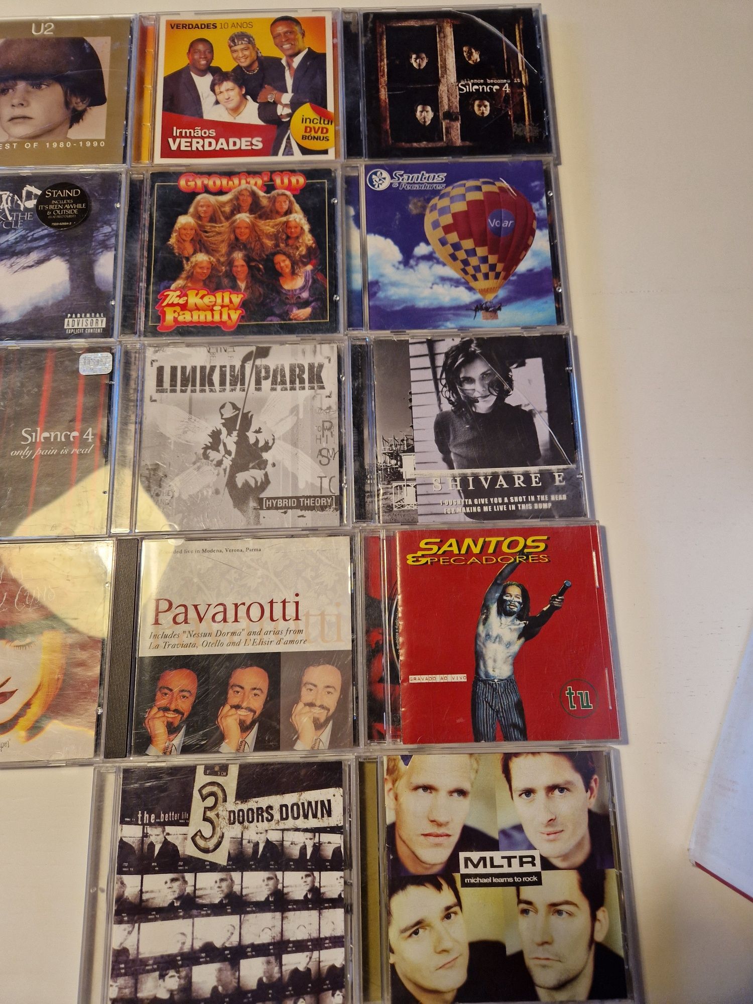 Conjunto de vários cds