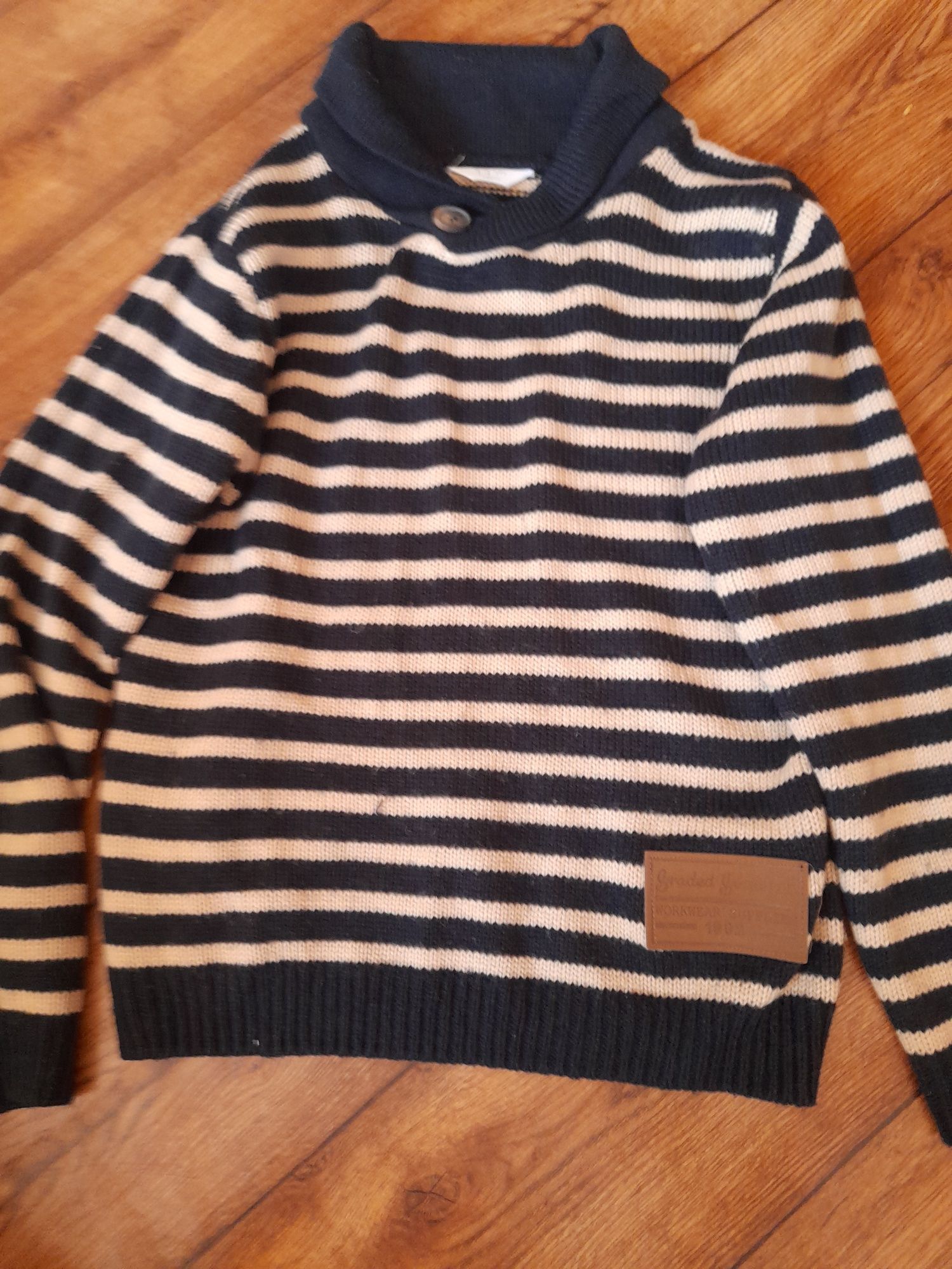 Sweterek 146 sweter