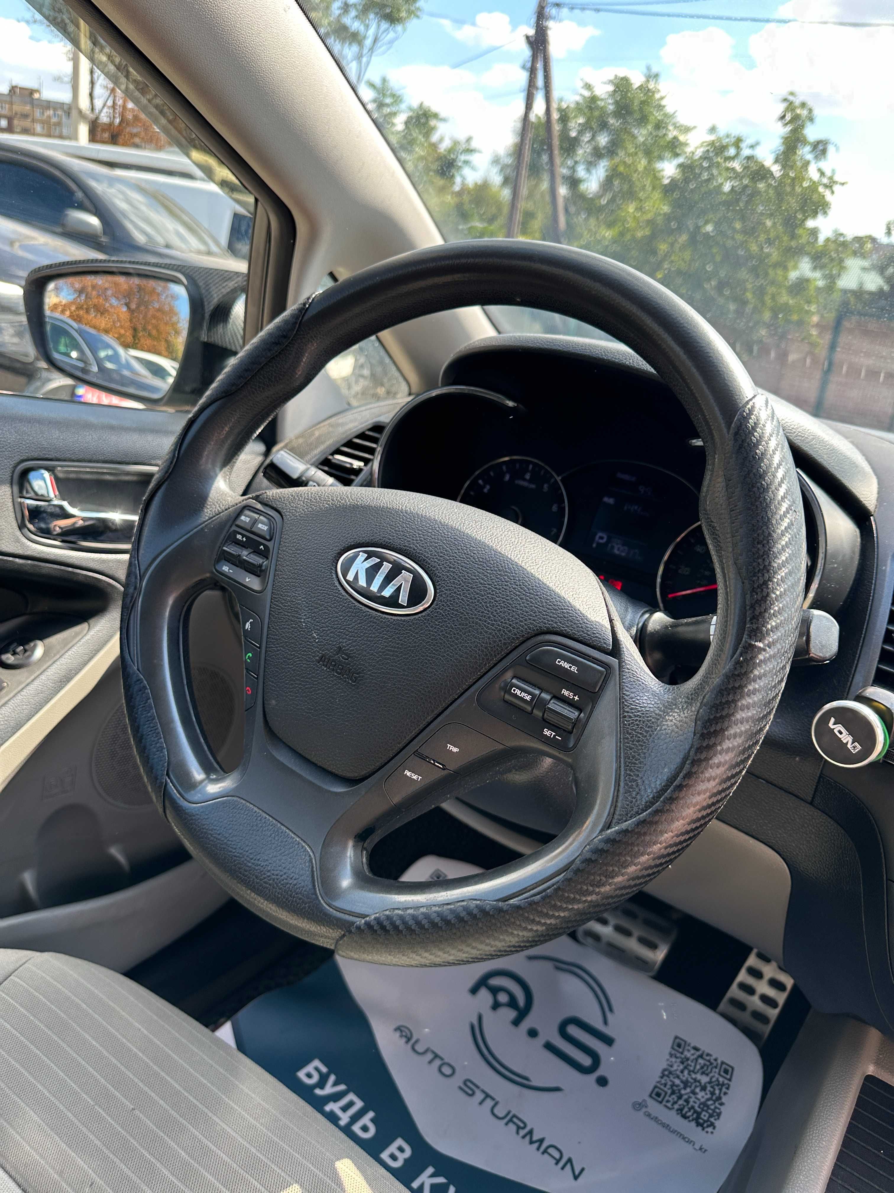 Продам Kia Forte 2014 рік можлива розстрочка,кредит,обмін!