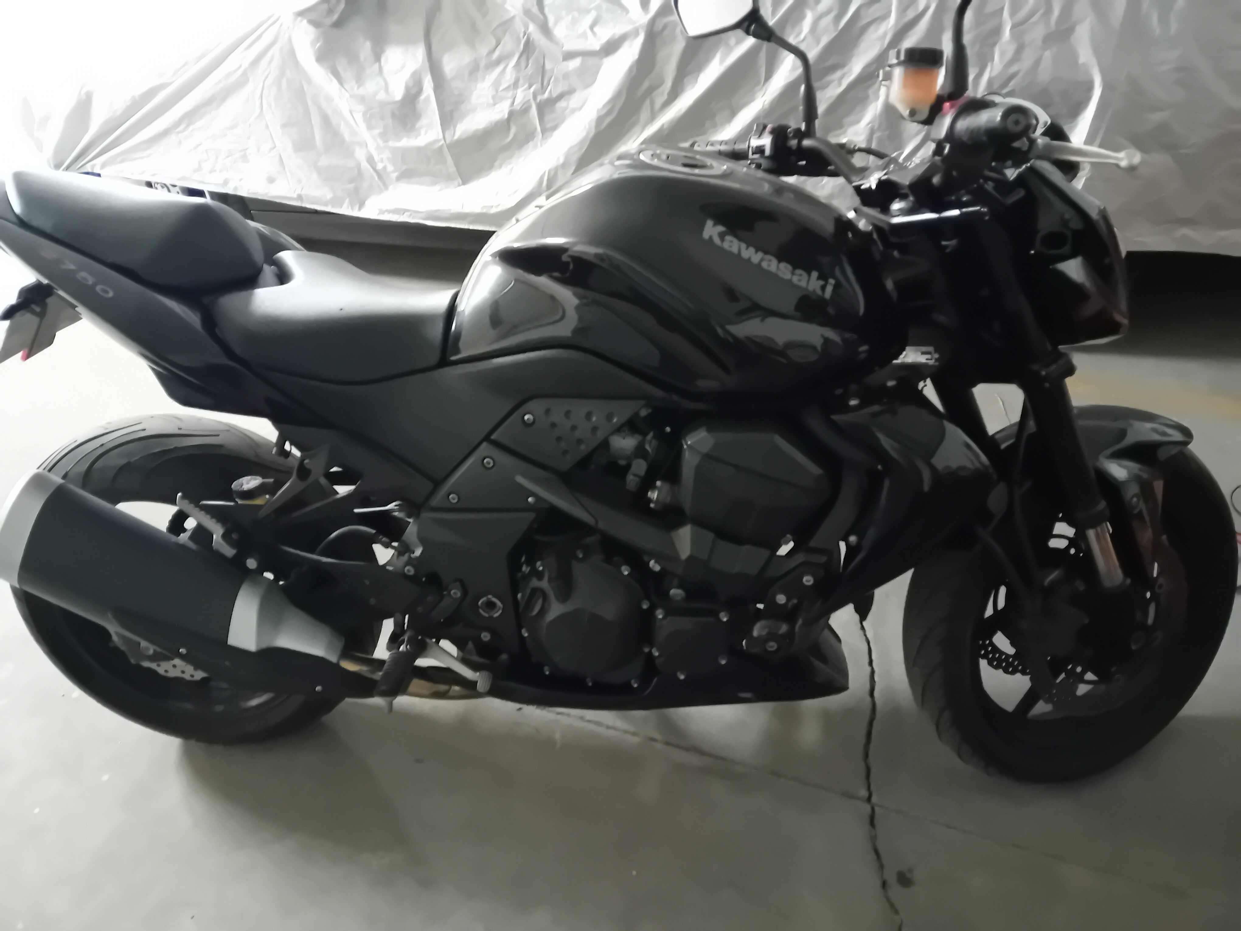 Mota Kawasaki Z750