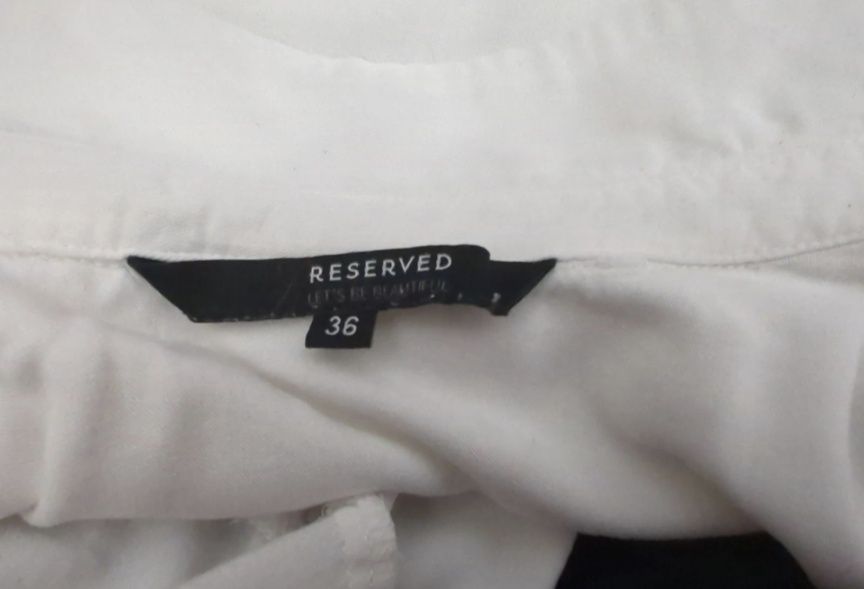Biała koszula zapinana podwijany rękaw kieszonki Reserved S 36