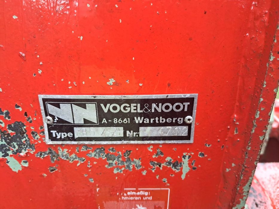 Pług 2 skibowy obrotowy Vogel Noot