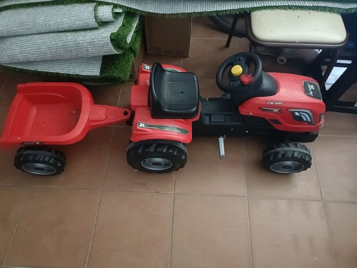 Vendo trator infantil