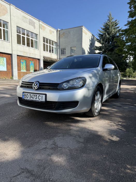 Volkswagen Golf VI універсал