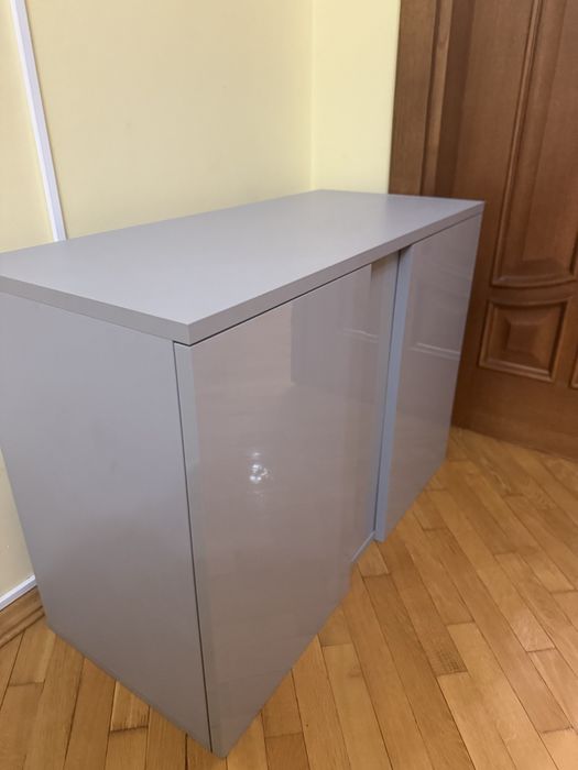 Тумба, тумбочка, підставка під акваріум