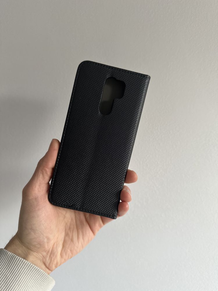 Etui zamykane do xiaomi redmi 9