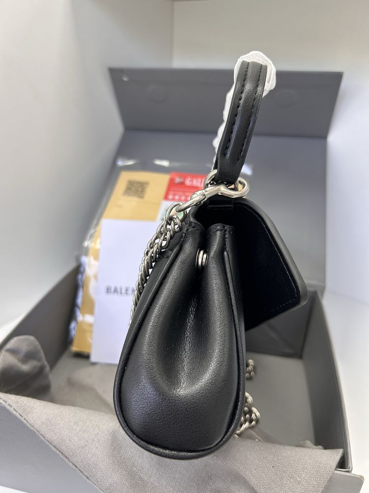 Сумочка в стилі Balenciaga