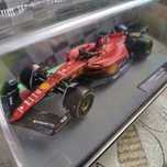 Kolekcjonerski model bolidu F1 Racing Cars Charles Leclerc
