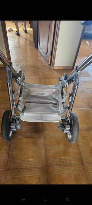 Carrinho bebé  bebecar