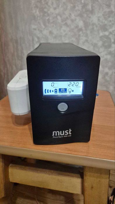 UPS безперебійник