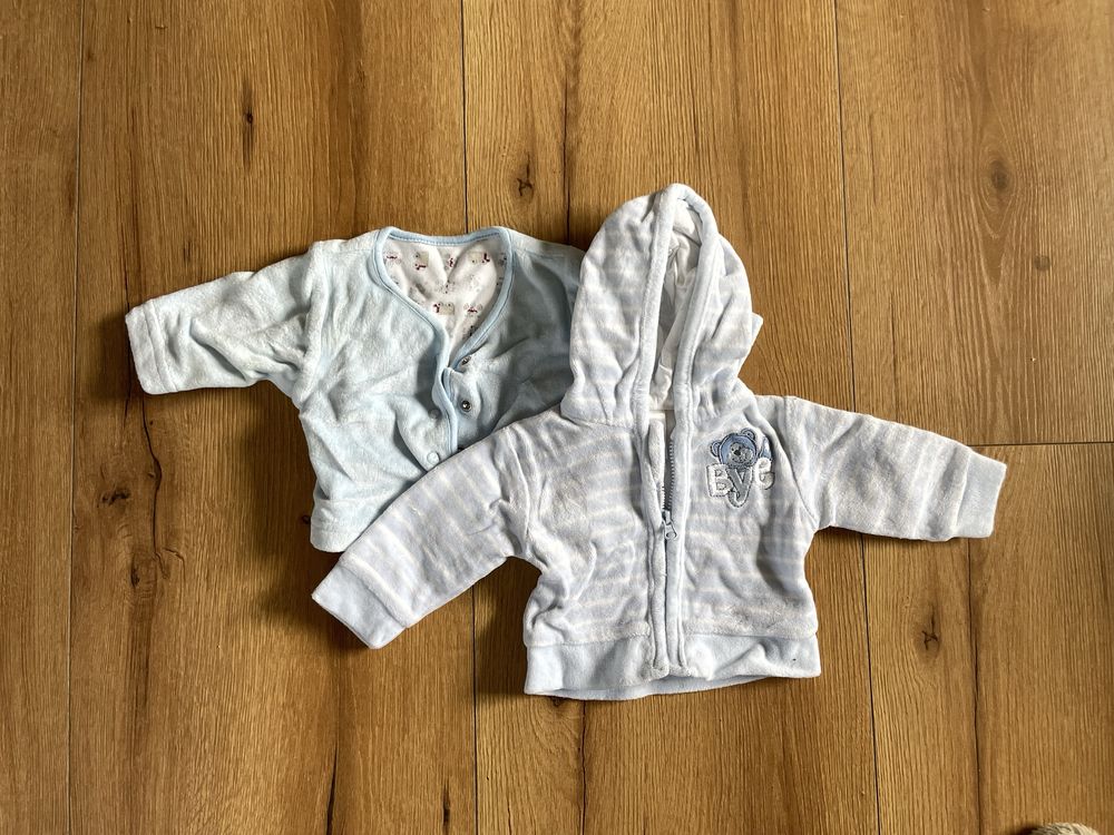 Paczka malutkich ubranek w r. 50, body bluzy