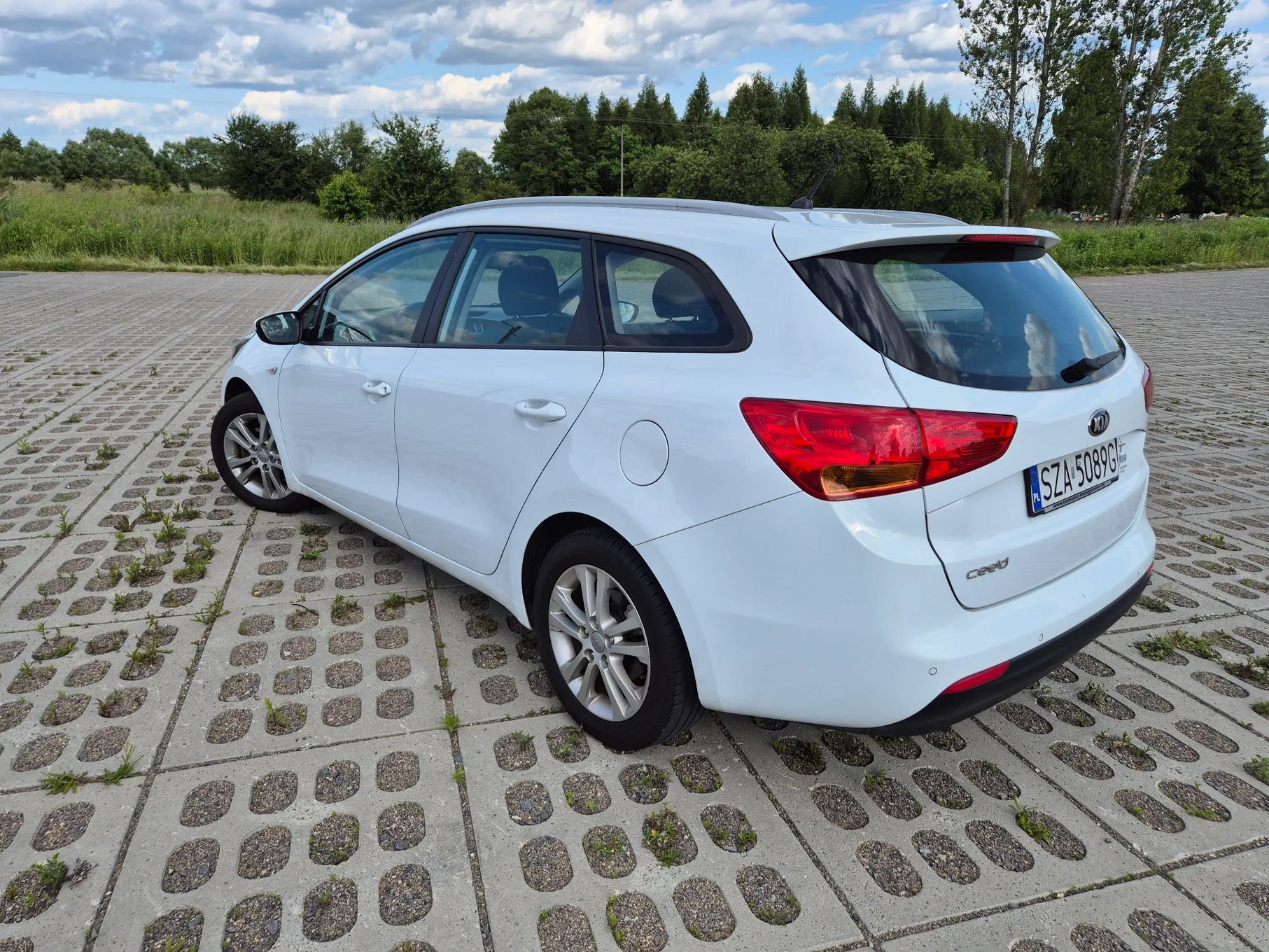 Kia Ceed MPI Klima Alu Grzane fotele i kierownica