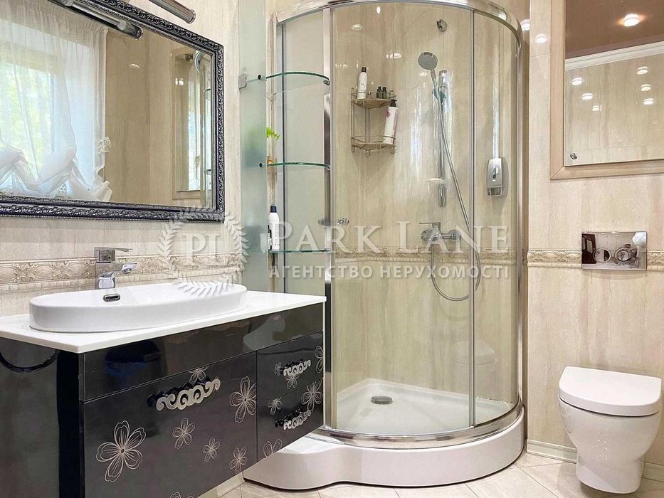 Оренда будинку з басейном. Козин. 4 спальні. 13 соток землі.