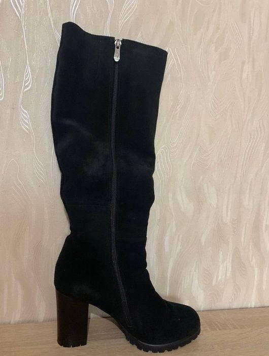 Зимові чобітки з натуральної замші 38р. В ідеальному стані