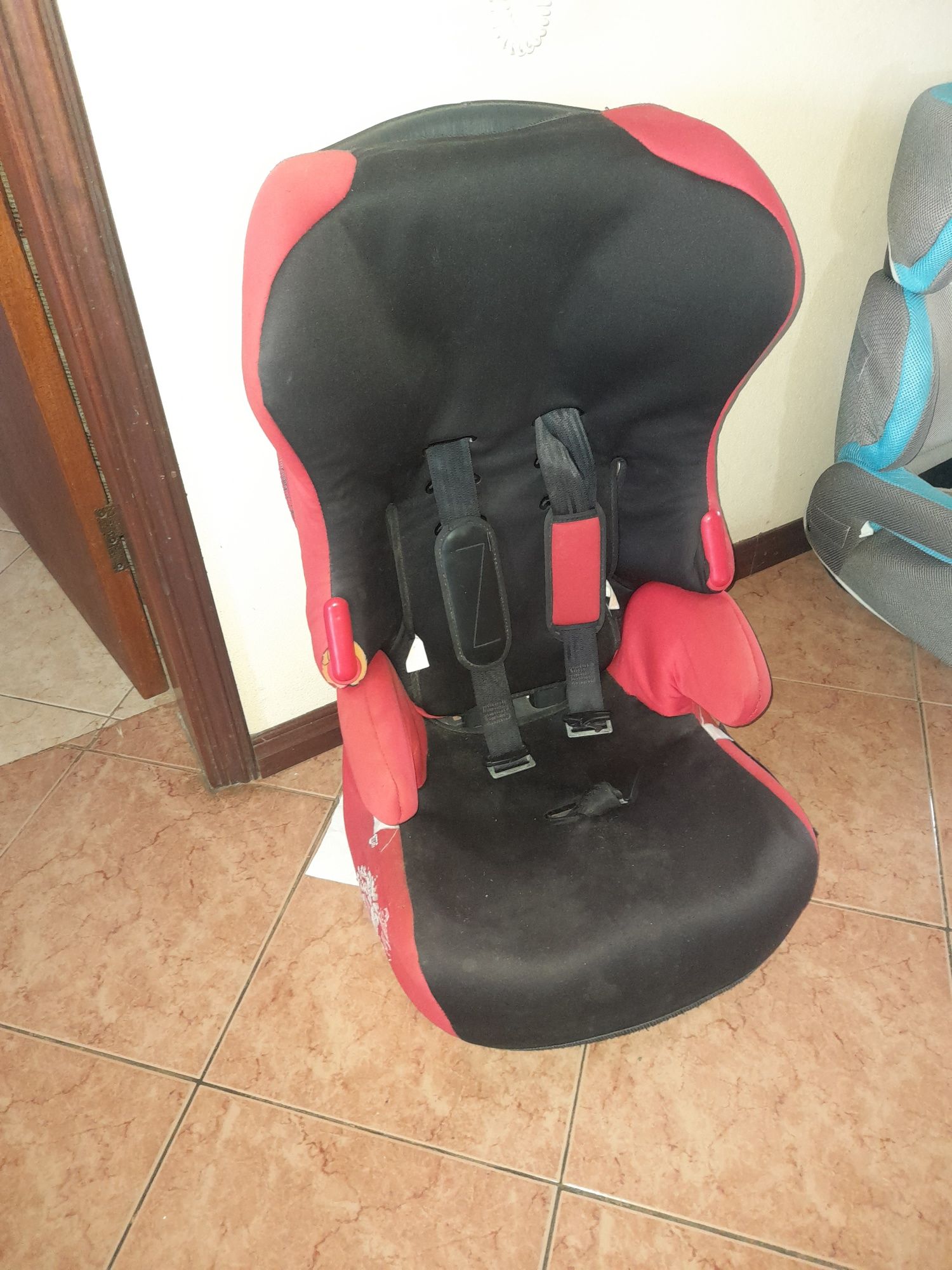 Carrinho Bebé Chicco+Cadeiras Auto