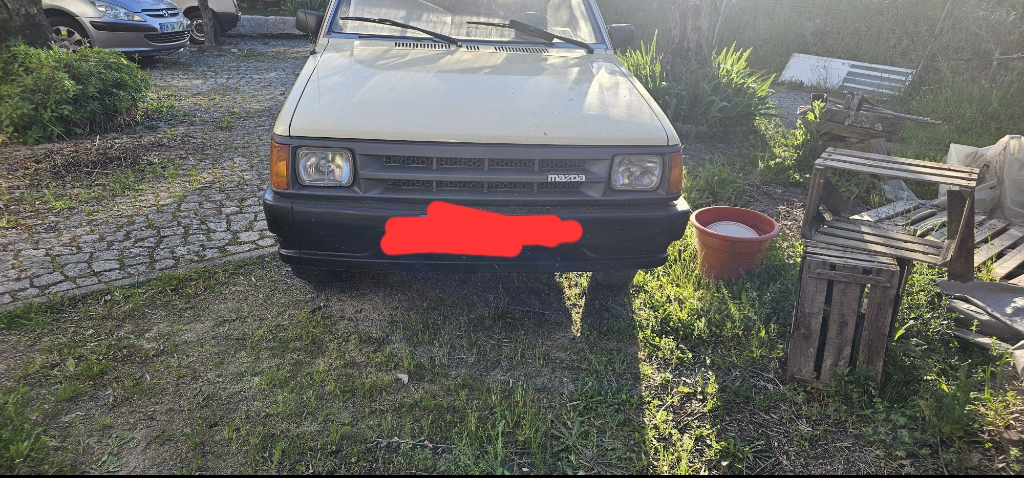 Mazda B 2200 pick up