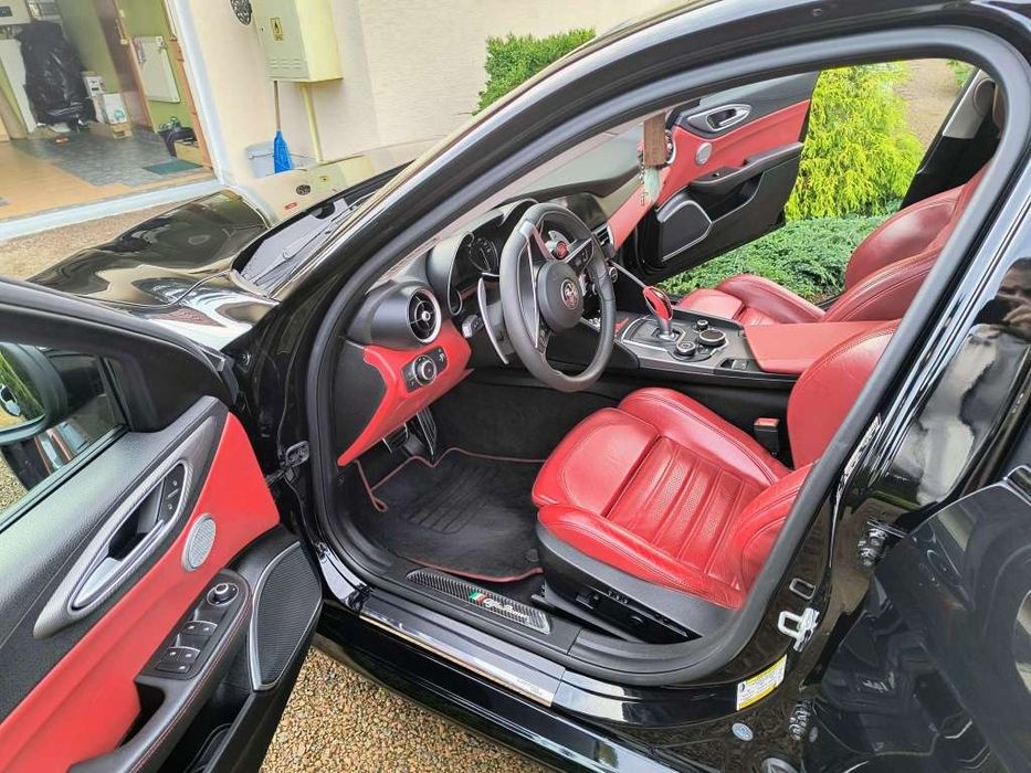 Alfa Romeo Giulia TI Sport Q2 2.0T 280KM, śliczna.