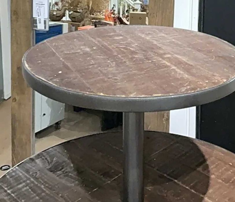 Stół wystawowy ekspozycyjny