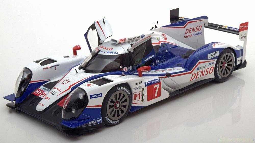 Model 1:18 AUTOart Toyota TS040 Hybrid #7 24h Le Mans 2014