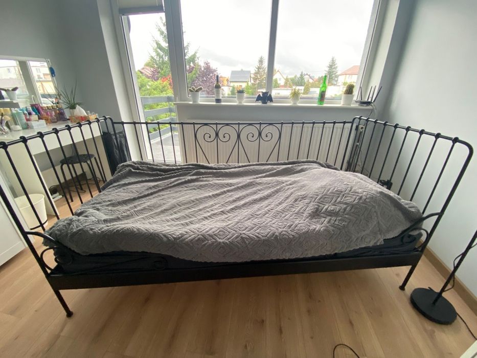 Łóżko młodzieżowe Ikea metalowe plus materac