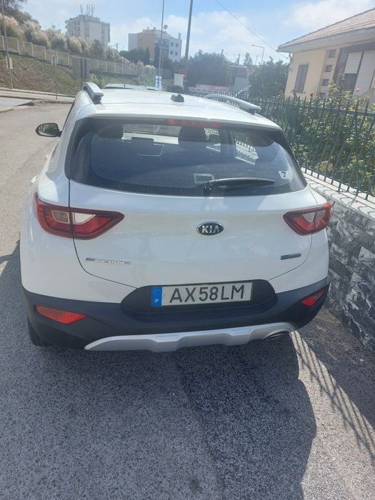 Kia Stonic  2021 híbrido