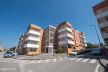 Apartamento T4+ Garagem