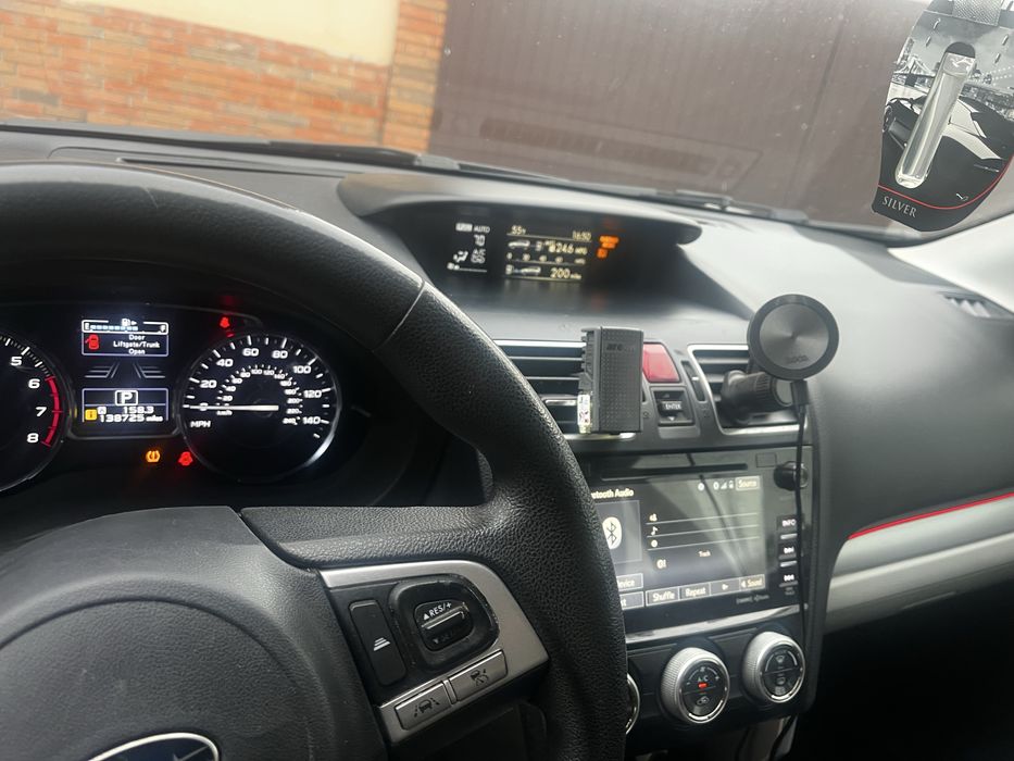 Субару форестер 2016 рік