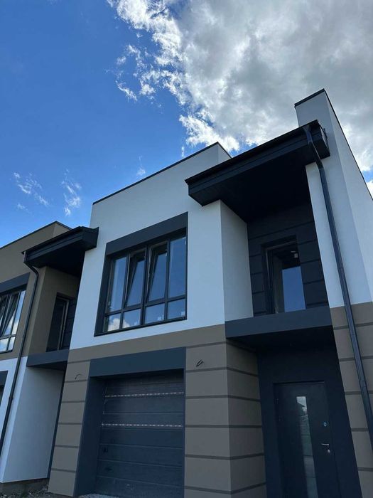 ОСТАННІЙ будинок! Продаж якісних таунхаусів з гаражем в Крихівцях