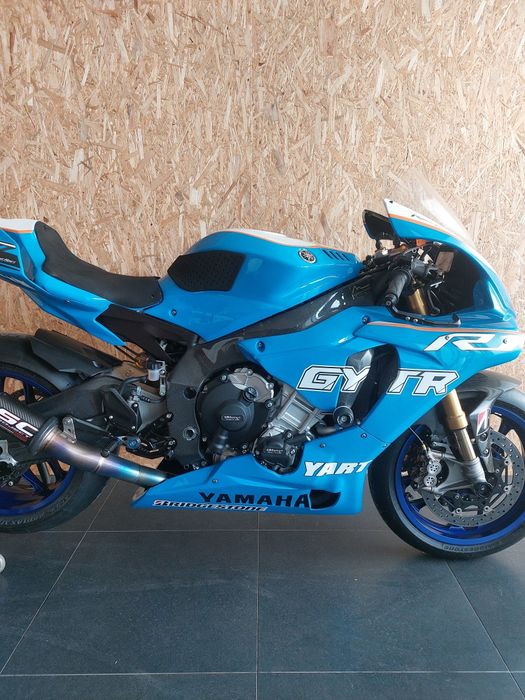 YAMAHA R1M - 2016