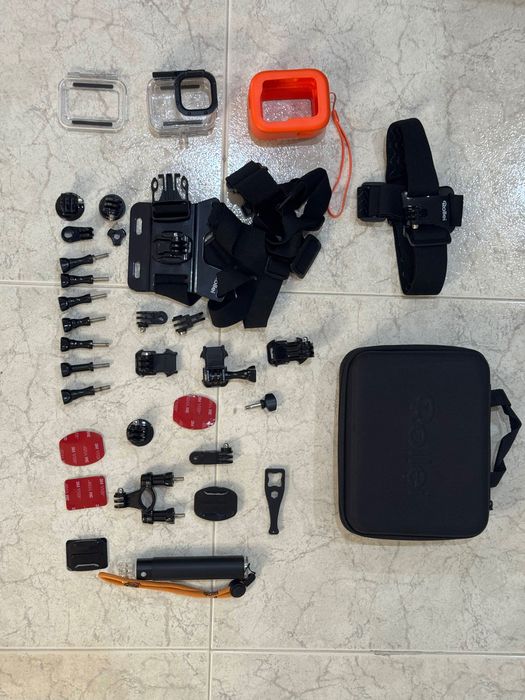 Gopro Hero 8 + acessórios, mounts e caixa estanque