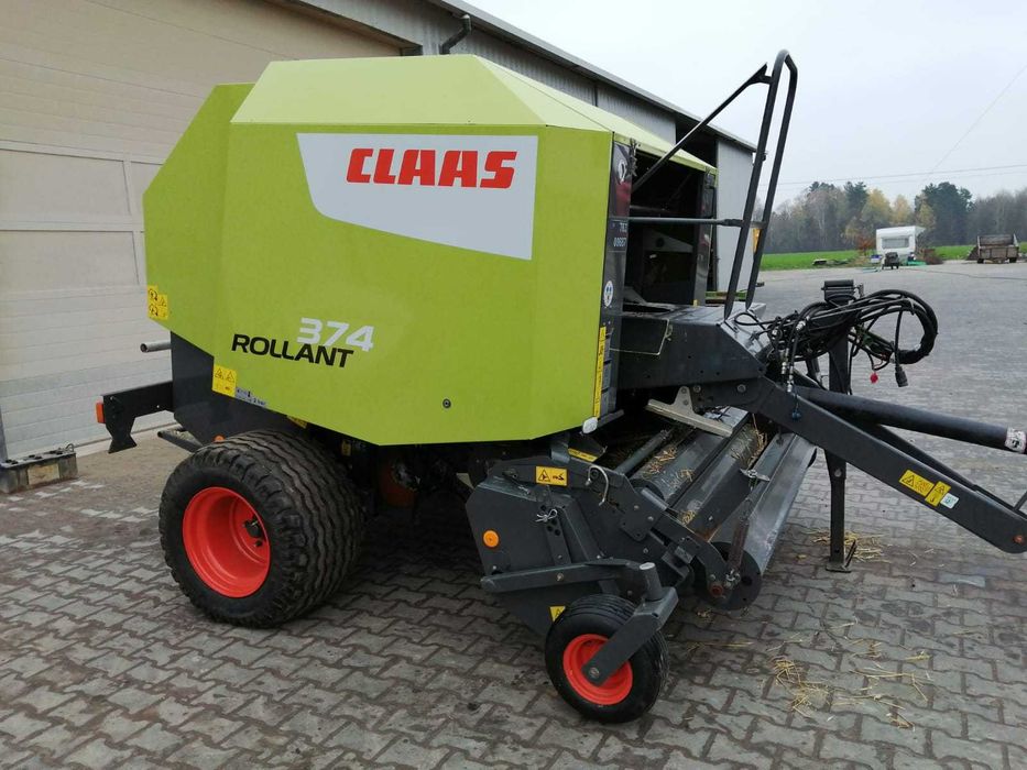 Claas rollant 374  prasa