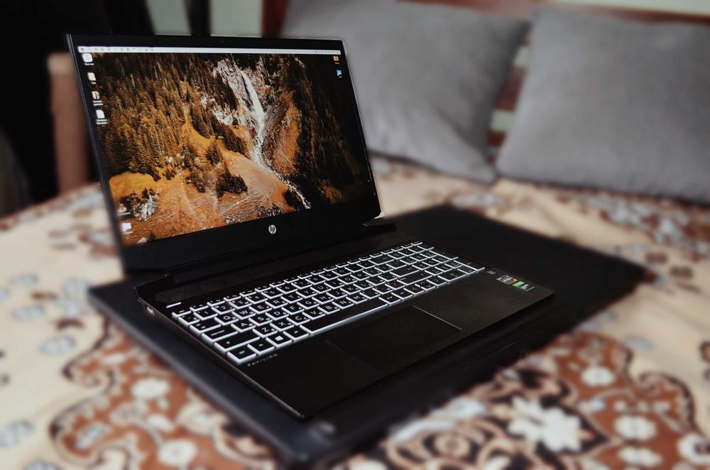 HP Pavilion Gaming 15-ec0013ur | Ryzen 5 + GTX 1650 | 16ГБ/512ГБ