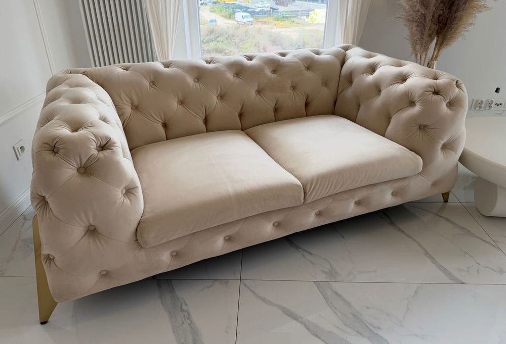Sofa kanapa  2 osobowa chesterfield