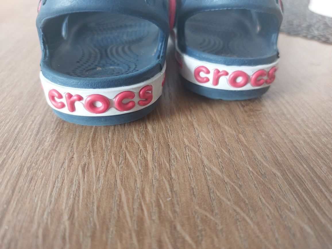 Sandałki crocs c6