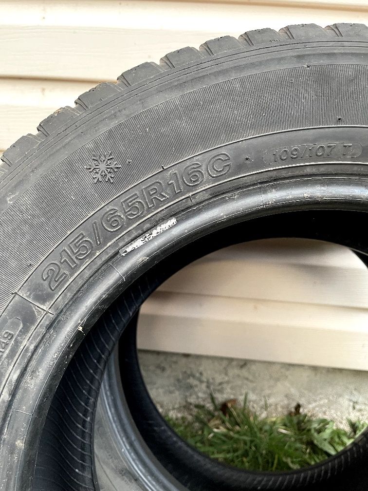 Firestone 215 65 r16c 109/107t