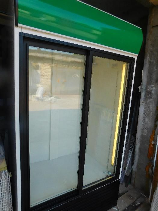 Холодильный шкаф б\у.SEG