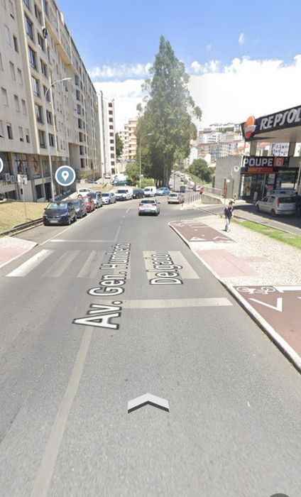 Quarto senhora 400€ despesas incluídas com TVcabo, internet, frigobar