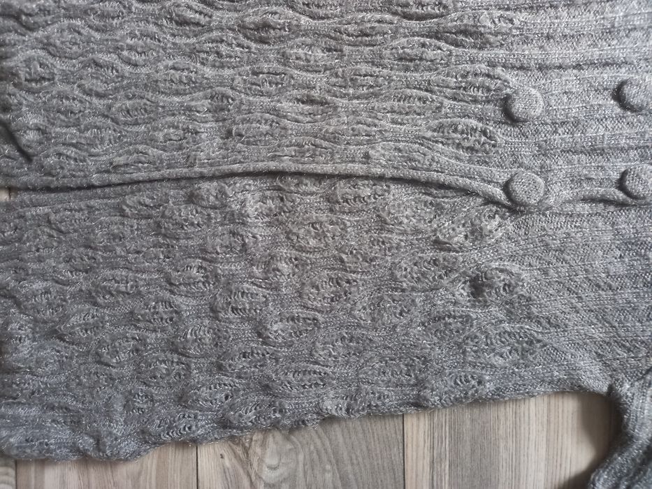 FEMINALE szary ażurowy swetr M/38