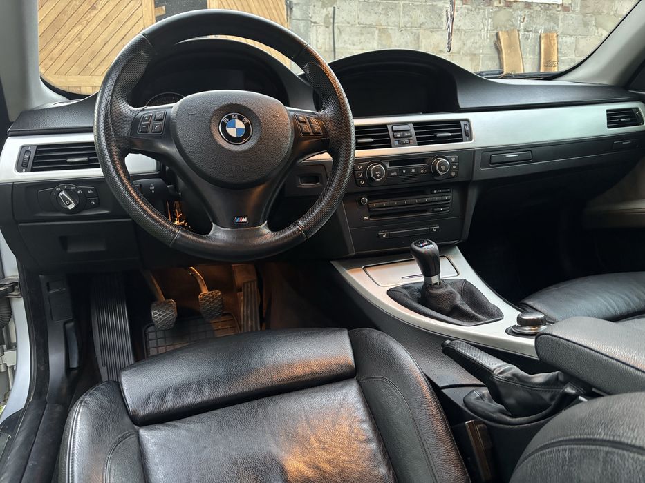 Bmw e92 330d M57 RWD manual