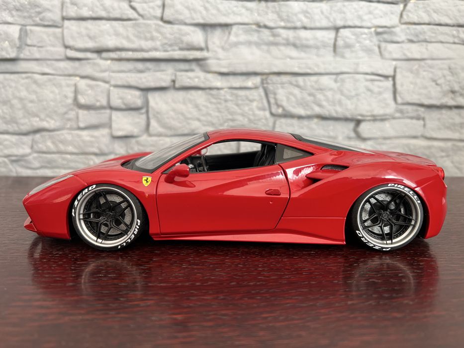 Ferrari 488 GTB 1:18 Bburago custom