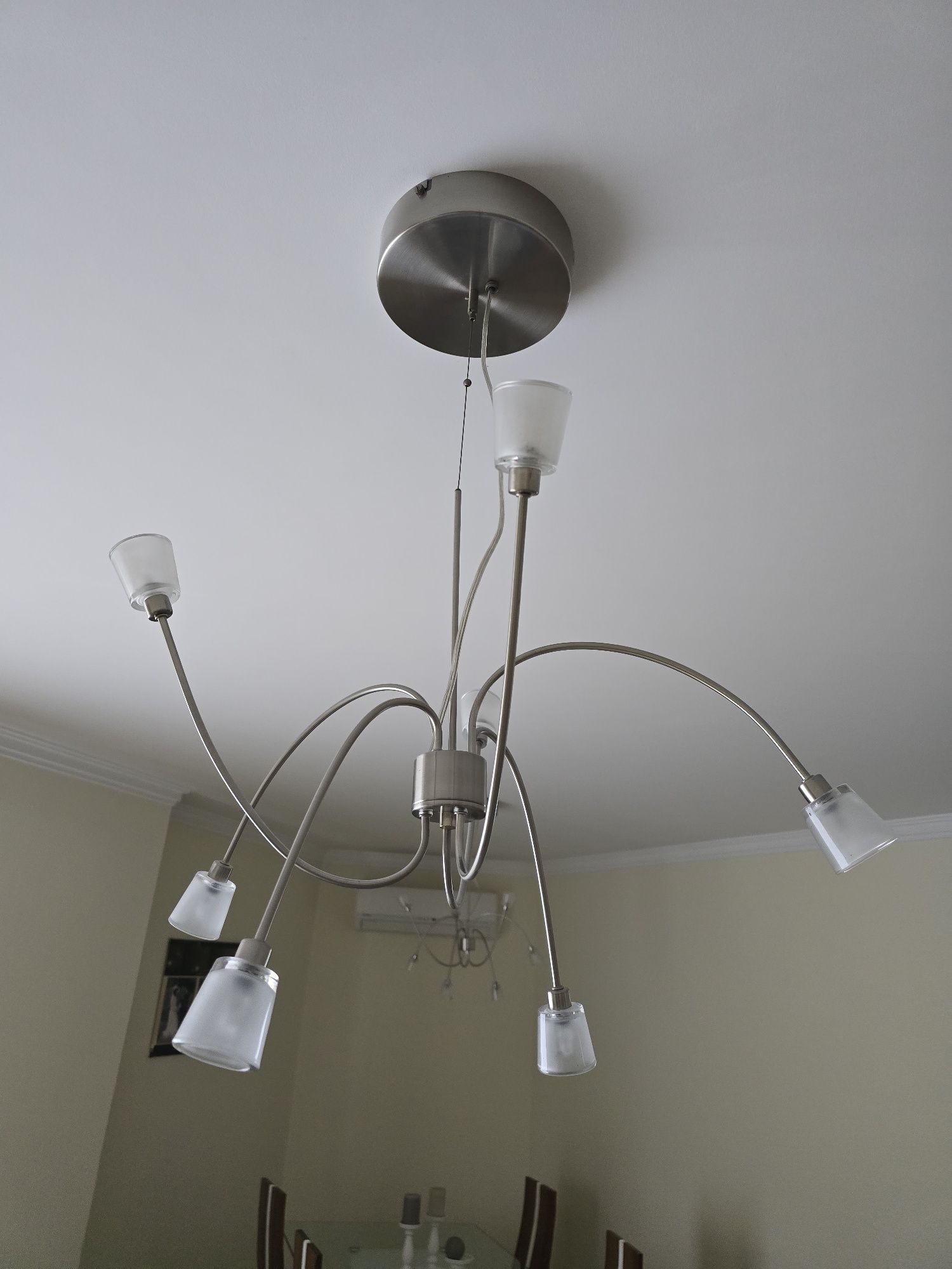 Candeeiros sala como novos.