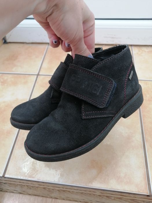 Демисезонные кожаные ботинки черевики черевички демi туфли Primigi